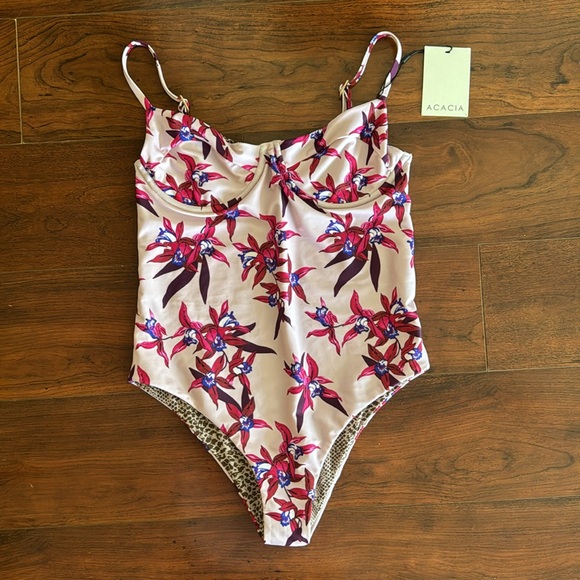 SOLD 🌸 ACACIA swimwear Suki Full Piece MOKOLI'I size small NWT 💕 - Picture 3 of 4